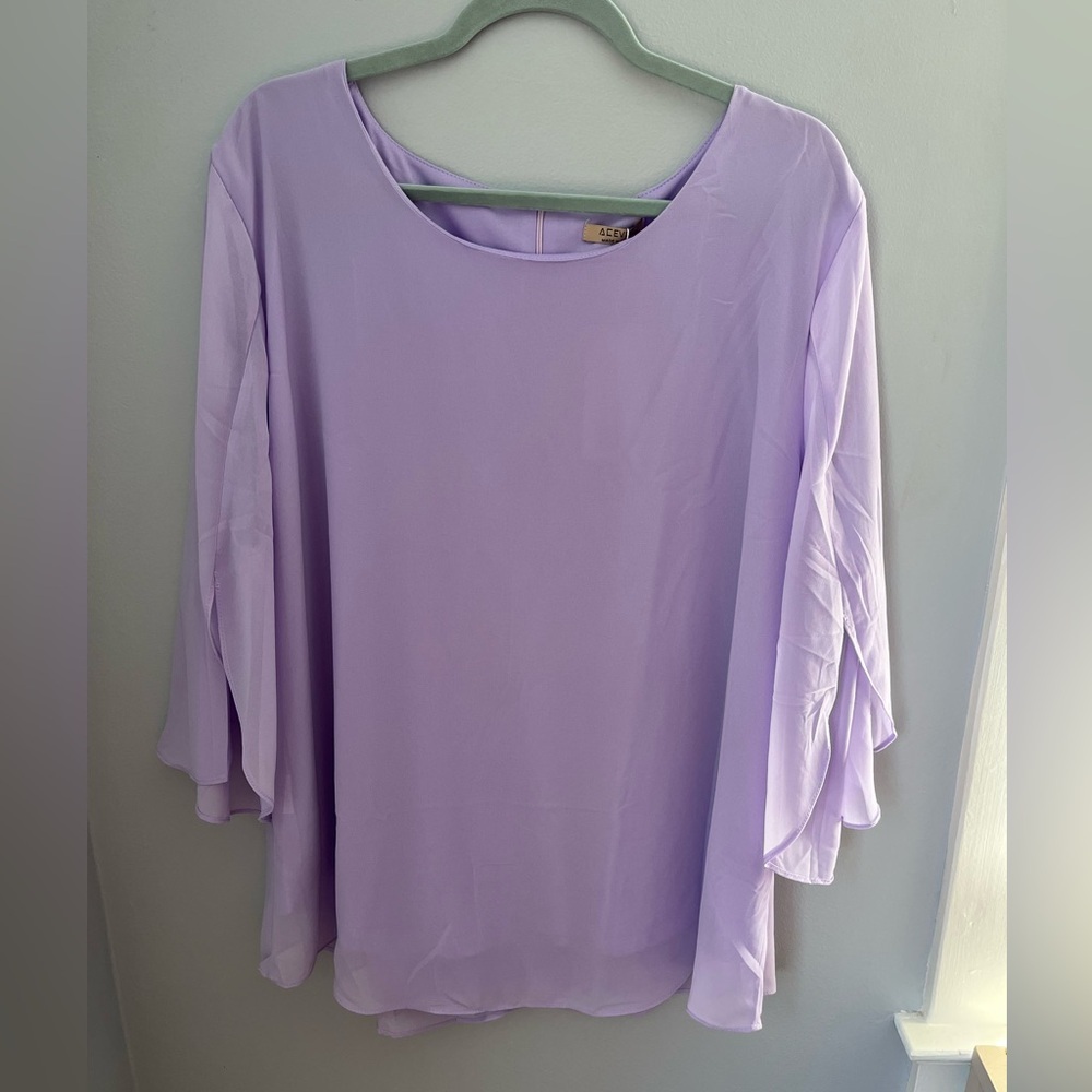 Acevog Relaxed Purple Blouse with Flowing Sleeves